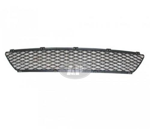 Решетка бампера переднего Mazda 6 02-05 EU