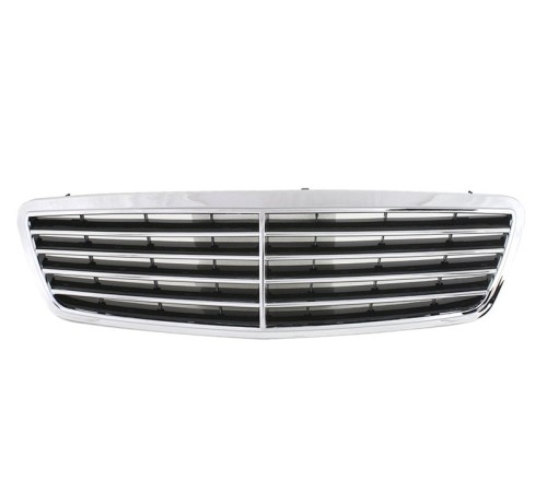 Решетка радиатора Мерседес С W203 04-07 Avg